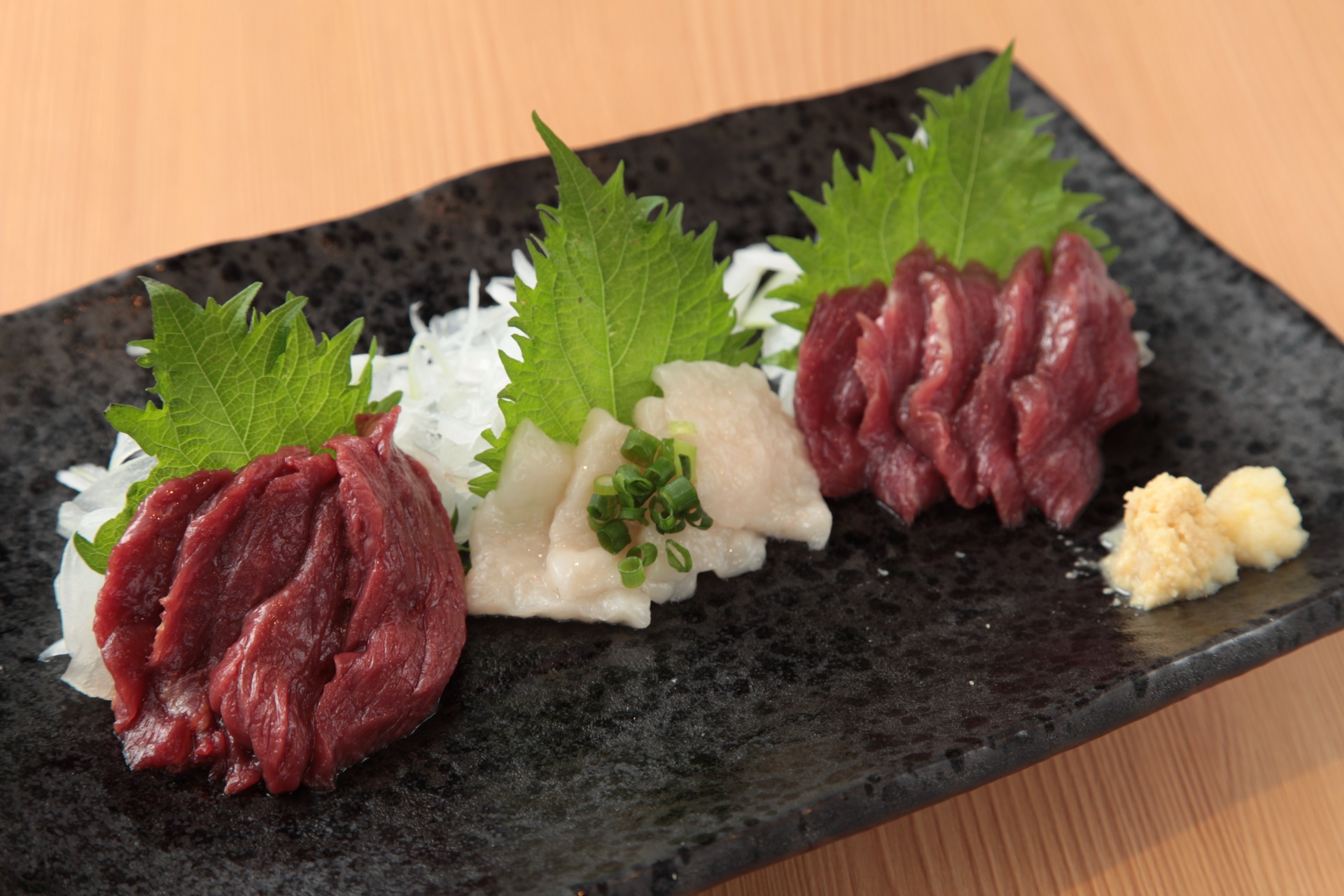 灯 武蔵小杉本店の馬刺し・九州料理・逸品料理